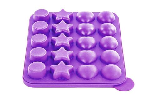 I followed the metric measurements for this and it turned out not that great. Nonstick-Bakeware-Silicone-Baking-Pieces in 2020 | Cake pop molds, Silicone molds baking, Cake ...
