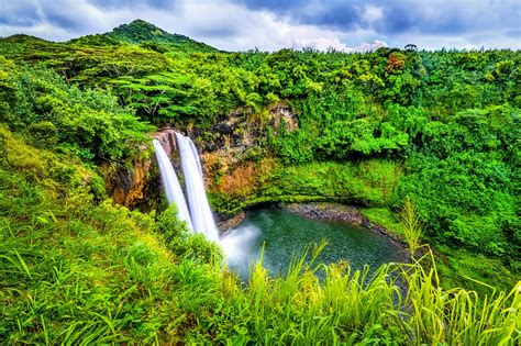 10 Famous Natural Wonders in Kauai - Discover the Must-See Natural