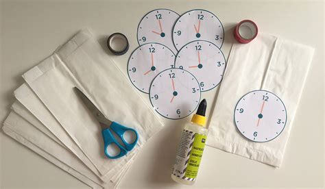 Hier findest du einen rückwärts zählenden counter für silvester, der sich auch im vollbildmodus anzeigen lässt. Countdown Uhr Silvester Ausdrucken : Sylvester 2016 Diy Mit Kindern Aktivitatstutchen Plus Ideen ...