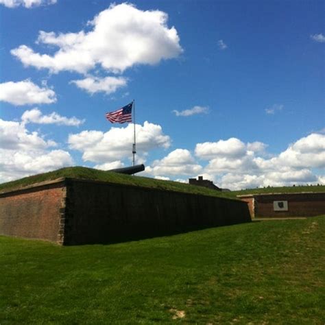 Fort Mchenry National Monument And Historic Shrine 2400 E Fort Ave