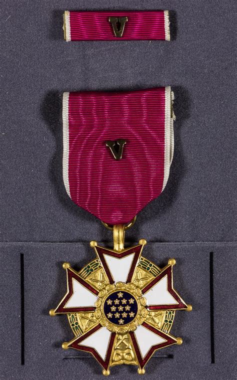 Sold Price Legion Of Merit Medal With Vdevice Invalid Date Est