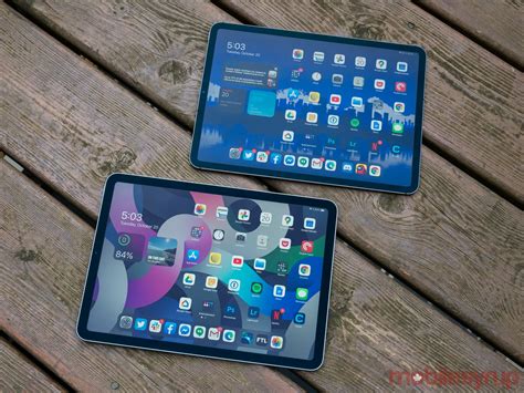 While the ipad is an outstanding value that is fit for most tasks, the ipad air is significantly quicker, more attractive, and has several convenient features. iPad Air (2020) Review: The colourful 'Pro'