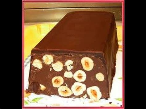 Come farlo in casa (ricetta) blog di lifestyle vi suggerisce la ricetta per fare un torrone facile e golosissimo in casa food ott 25, 2014 mi piace si avvicina la tradizionale festa del torrone, a cremona, dal 15 al 23 novembre. Come Fare il Torrone - YouTube