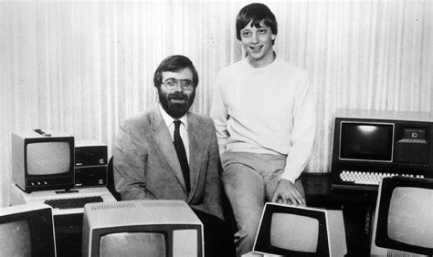 Microsofts Allen And Gates Remain Entwined In Fabric Of Seattle The New York Times