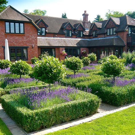 Large Gardens Estates Jo Alderson Phillips English Garden Design