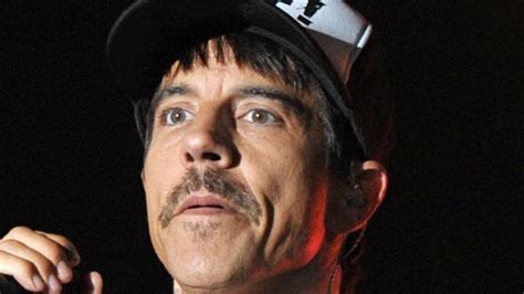 Red Hot Chili Peppers Singer Anthony Kiedis Rushed To Hospital