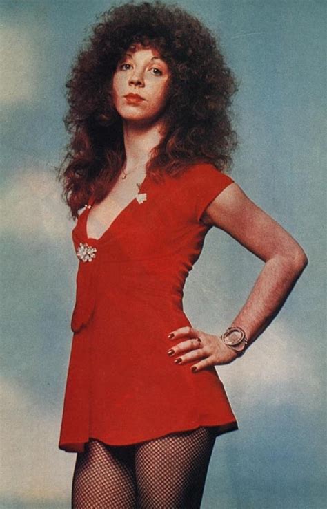 Ruby Starr Rock Singer Wiki Bio With Photos Videos