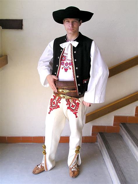 Slovakia Traditional Clothing Croptopguy On Twitter Traditional