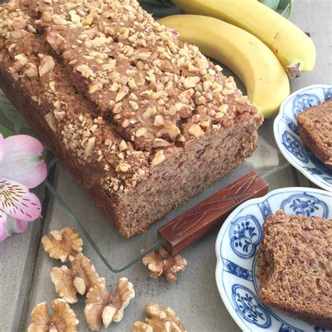 But to provide you with even more recipes, i teamed up with some fellow food bloggers and. Vegan Banana Bread - Vegelicious Kitchen