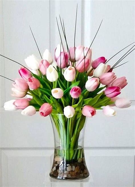 Simple And Lovely Diy Tulip Arrangement Ideas 42 Tulips Arrangement