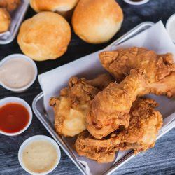 Where can i find chicken food near me? Best Fried Chicken Restaurants Near Me - November 2020 ...