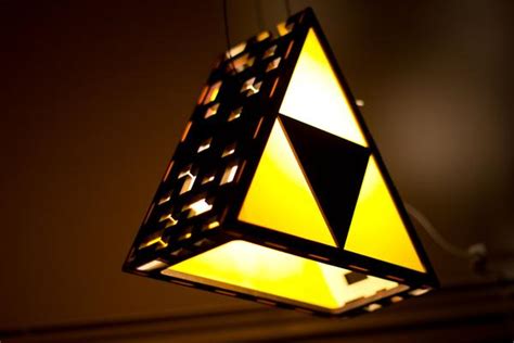The Legend Of Zelda Triforce Shaped Table Lamp Gadgetsin