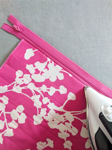 Easy Pencil Case Sewing Pattern Free Tutorial With Zipper For Beginners