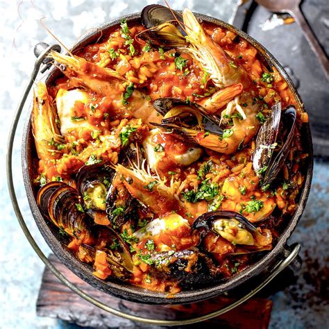 Seafood potjie in 2020 | Food recipes, Food, Seafood