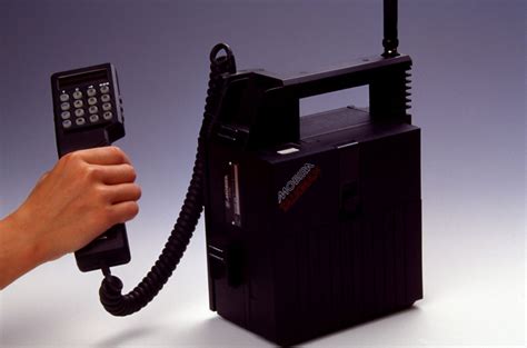 What Were The First Cell Phones Like Concept Phones