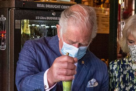 Prince Charles Hands Go Viral After Photos Of Swollen Fingers