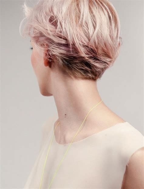 50 Elegant And Charming Short Hairstyles For Women