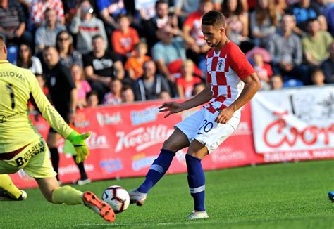 Ivan perisic), ponúkame aj stránky tímov (napr. Slobodna Dalmacija - Hrvatski reprezentativac uspješno ...