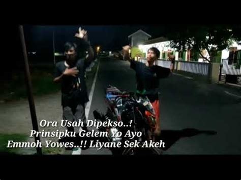 Emang situ udah bener yeee. Story WA buat mantan bangsat - YouTube