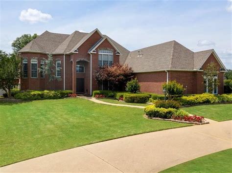 How many hud foreclosures are available for sale in fort smith, ar? In Riley Farm - Fort Smith Real Estate - Fort Smith AR ...