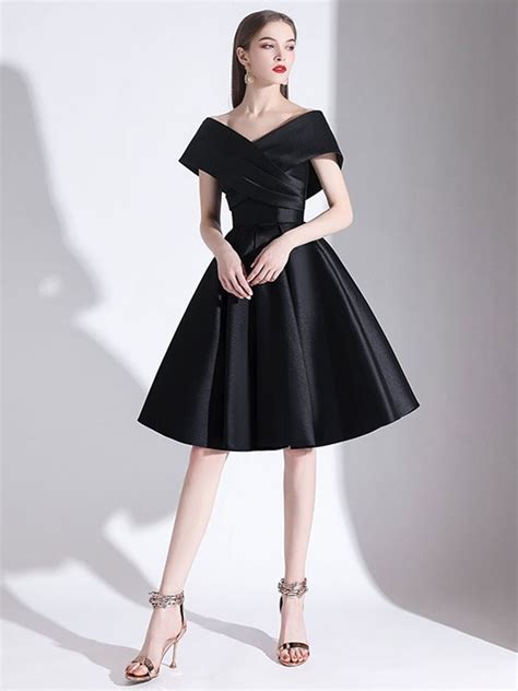 Evening Dress A Line V Neck Knee Length Short Sleeves Lace Up Pleated Satin Fabric Cocktail