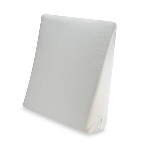 A bath pillow gives your neck, back, head and shoulder support while also protecting from the uncomfortable surface of the bathtub. Bedding Essentials™ Bed Wedge Pillow - Bed Bath & Beyond