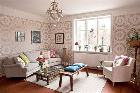 20 Eye Catching Wallpapered Rooms Decoist
