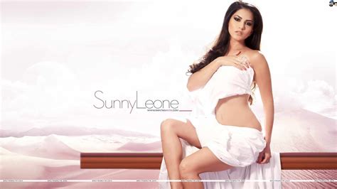 Celebrity Garam Masala Sexy Sunny Leone Hd Wallpaper