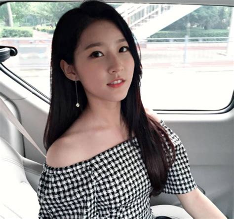 Actress Kim Sae Ron Being Investigated For DUI After She Crashes Car Into Transformer Knocks