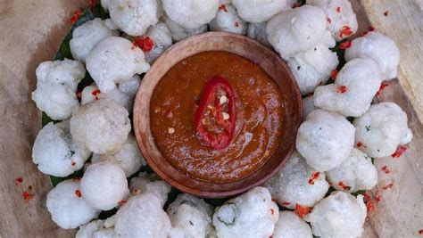 Apakah anda sedang mencari resep sambal kacang somay, sate dan pecel ? Resep Cireng Bumbu Kacang, Camilan Enak Akhir Pekan