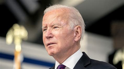 Bidens Approval Rating Lower Than Lowest Rated Governor Dips To Below