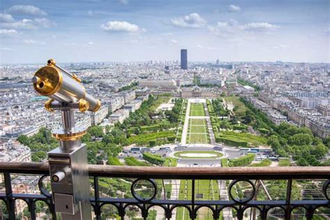 Tour Eiffel Accès Direct Au 2e étage En Ascenseur Getyourguide