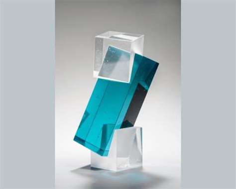 Members’ Spotlight Contemporary Glass Society Brachlow Heike Lalique Cast Glass Crystal Art