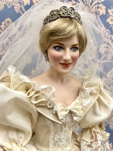 Lady Diana Portrait Porcelain Bride Doll Franklin Mint Big And