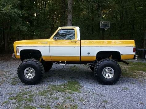 Squarebody 4x4 Truck Gmc Trucks Vintage Chevy Trucks Classic Chevy