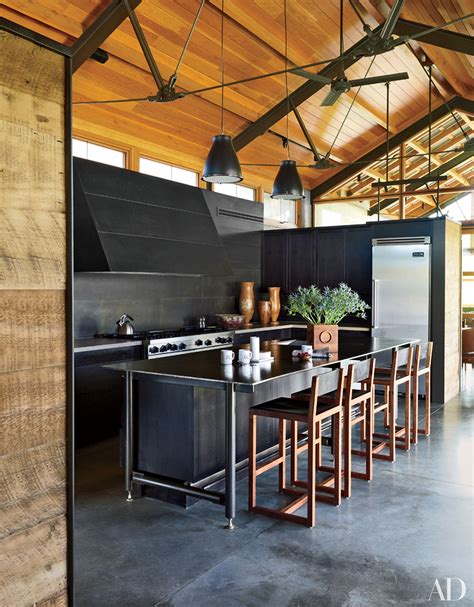 Learn about kitchen countertops, including kitchen countertop choices, edges, and design considerations. 25 Black Countertops to Inspire Your Kitchen Renovation Photos | Architectural Digest