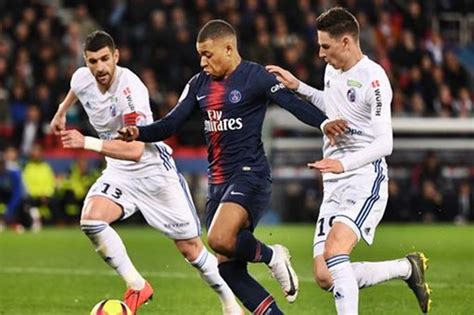 —conocida como ligue 1 uber eats por motivos de patrocinio, y oficialmente como campeonato de fútbol francés (en francés, championnat de france de football )—. PSG x Strasbourg ao vivo: como assistir online ao jogo do ...