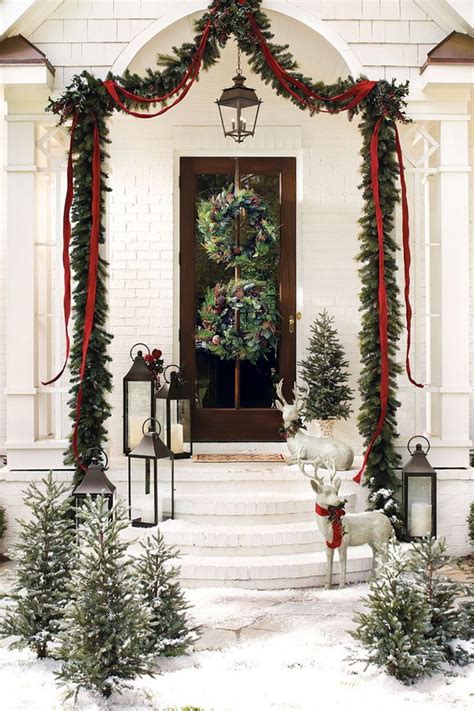 20+ Most Beautiful Outdoor Decoration Ideas for Christmas  Noted List