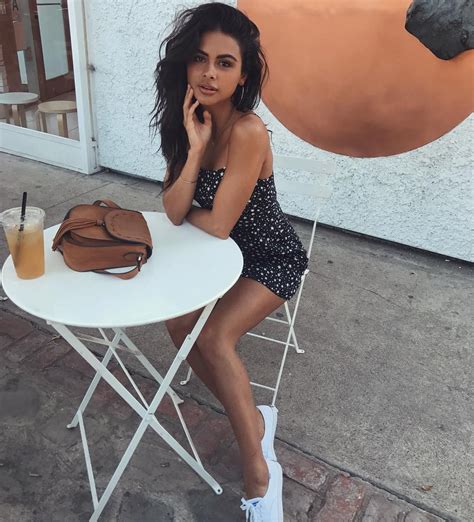 Sophia Esperanza On Instagram “camouflaging Into The Wall” Fashion