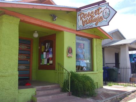 Ateliers Closet Vintage Shopping In Tucson