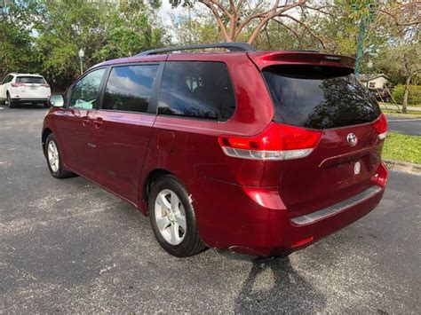 The 2011 toyota sienna minivan comes in five trim levels – base, le, se, xle and limited. 2011 Used Toyota Sienna 5dr 7-Passenger Van V6 LE AAS FWD ...