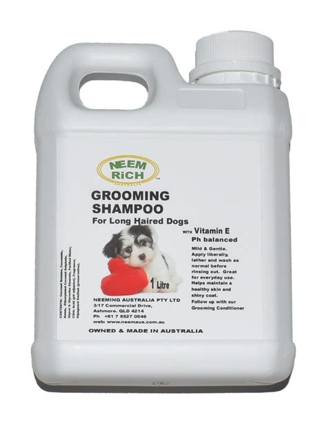 Dog grooming shampoo 1 litre (2 pints 2 fl ozs)