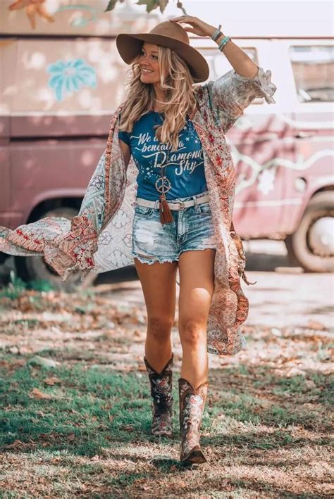 That Perfect Hippie Chic Look You Have Been Dreaming Off Boho Chic