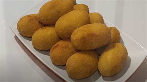 Males pergi ke bank untuk ngantri bikin rekening bri? Resep & Cara Bikin Kroket Kentang Garing Luarnya Lembut di Da