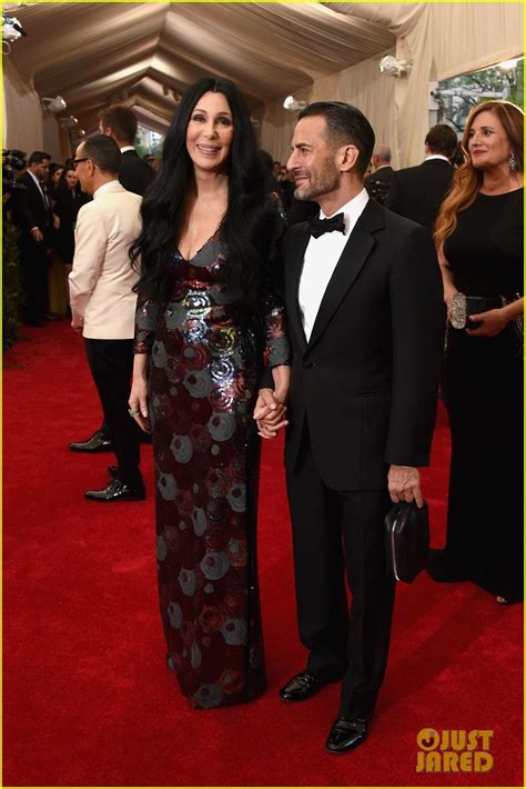 Cher Sparkles At Met Gala With Marc Jacobs Photo Cher