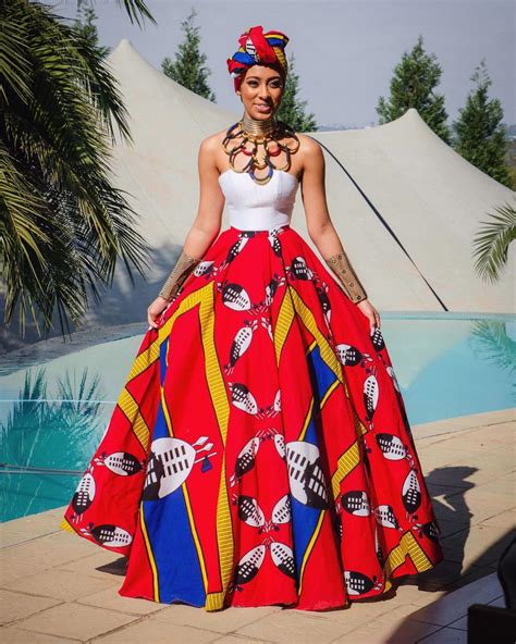One has to first put on the tabi followed by an obi are subdivided according to their material, formality, and design whereby informal obi are shorter and. 3 Georgeous Ankara Styles To Slay This Weekend ...