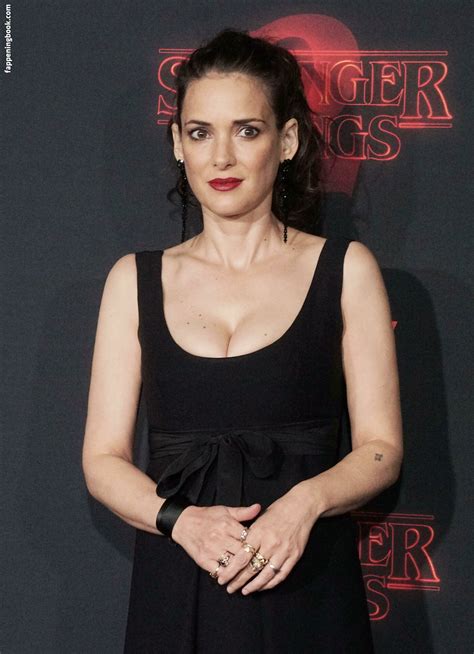 Winona Ryder Nude Yes Porn Pic