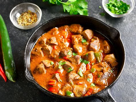 Sauté de porc au colombo Recette de sauté de porc au colombo