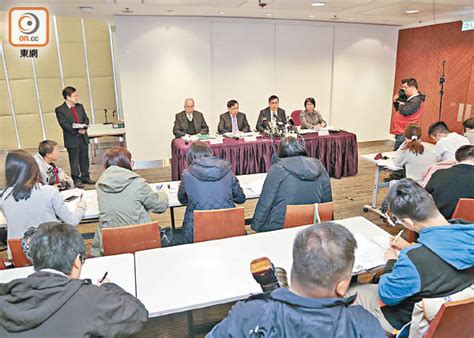 Jun 19, 2021 · 房委會預計清空及拆卸的4個工廈，分別是九龍灣業安工廈、葵涌葵安工廈、火炭穗輝工廈、長沙灣宏昌工廈。房委會擬提出租戶可選擇到另外兩個未拆的房委會工廈續營，即葵涌晉昇工廠大廈或屯門開泰工廠大廈。 房委會低估盈餘被促凍租 - 東方日報