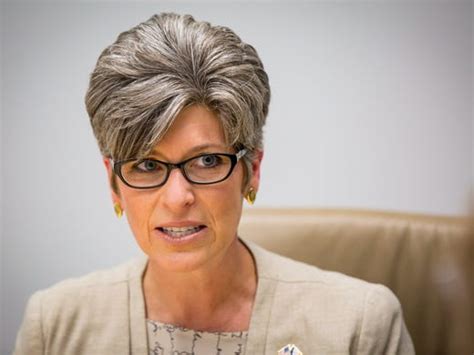 Sen Joni Ernst Divorce Husband Physically Attacked Her She Says In Court Filing